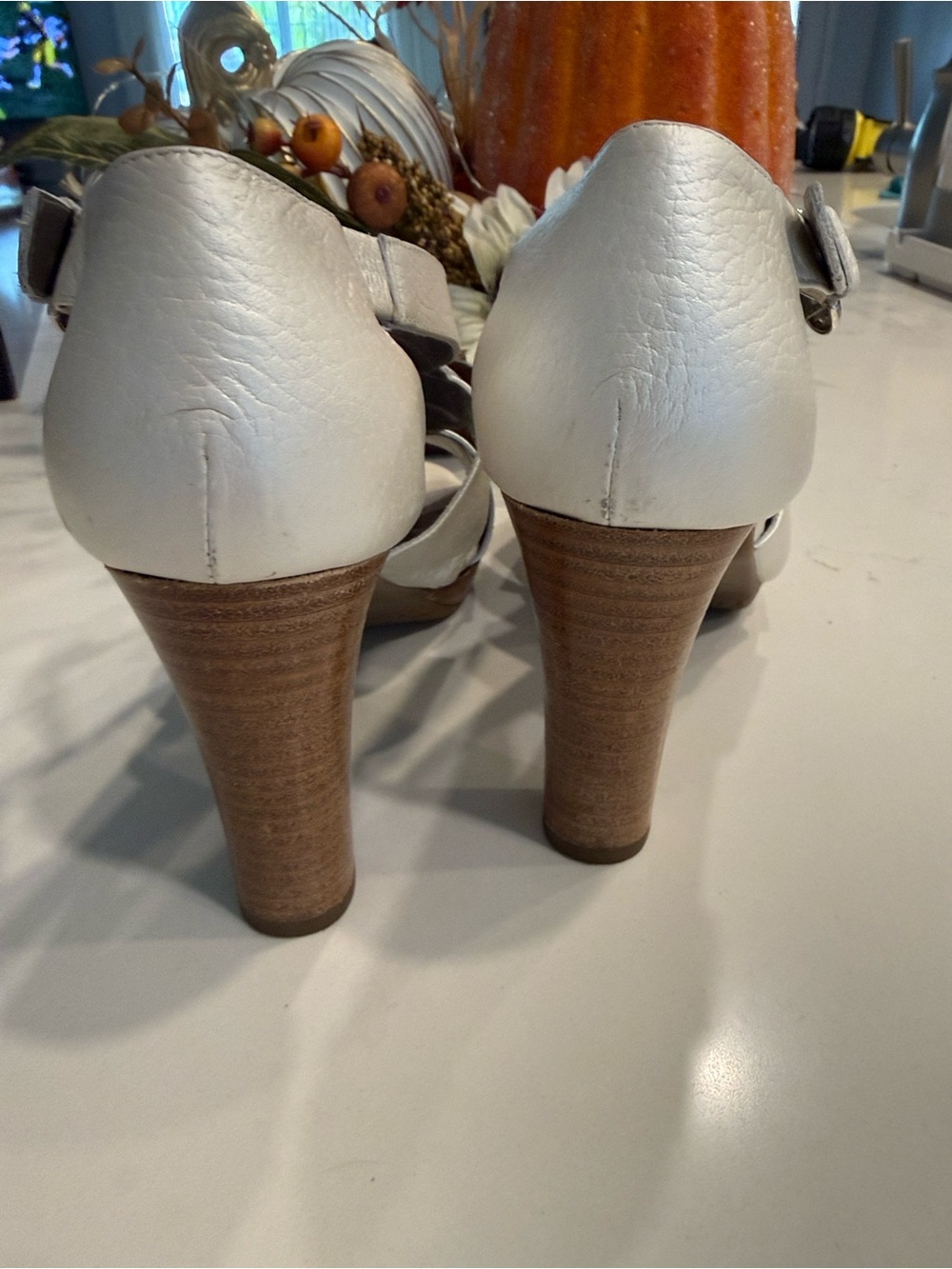 Brighton Dressy Jeweled Strappy Heels size 8 - Picture 6 of 10